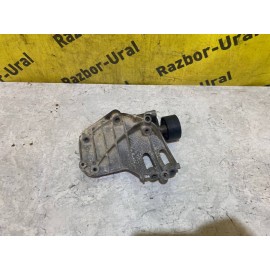 Кронштейн компрессора бу X5 F15 BMW 2013-2018
