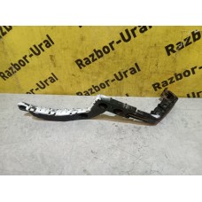 Кронштейн бампера R