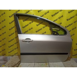 Дверь передняя правая бу 307 Peugeot 2001-2008