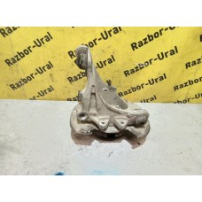 Кулак задний левый Кулак задний левый