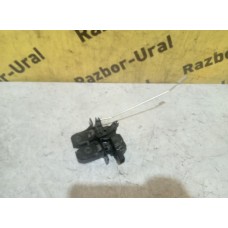 Замок багажника Замок багажника