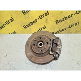 Кулак передний правый бу Granta LADA Кулак передний правый бу Granta LADA