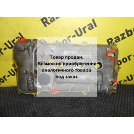 Крышка клапанная 1ZR-FE бу Corolla 150 Toyota 2006 - 2013