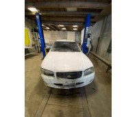 Nissan Expert W11 1999 - 2002