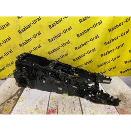 Кронштейн центральной консоли бу X5 F15 BMW 2013-2018