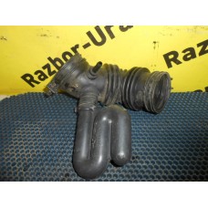 Патрубок воздушного фильтра