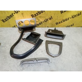 Накладки торпедо бу 308 Peugeot 2007-2015