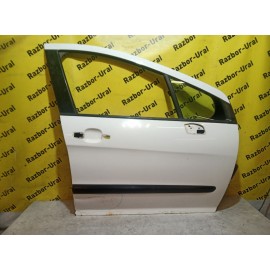 Дверь передняя правая бу 308 Peugeot 2007-2015