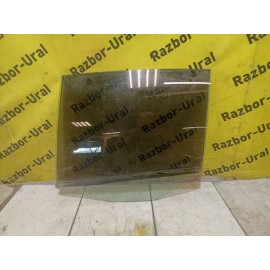 Стекло заднее левое бу Golf 5 Volkswagen 2003-2009