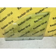 Стекло переднее левое