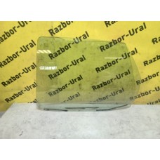 Стекло заднее левое