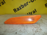 Поворотник правый
