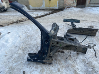 Лонжерон передний правый