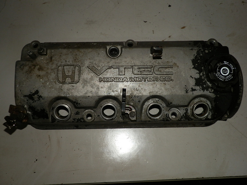 Крышка клапанов F23A