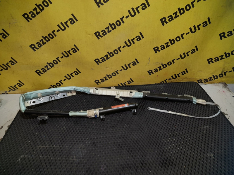 Шторка безопасности правая