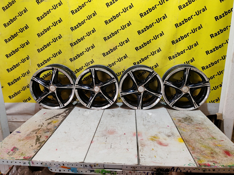 Диски LS Wheels LS137 R15 5х112 комплект