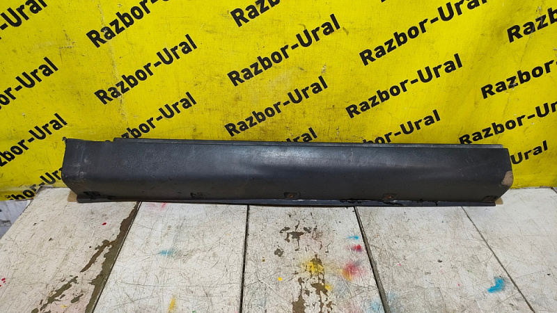 Накладка порога передняя левая