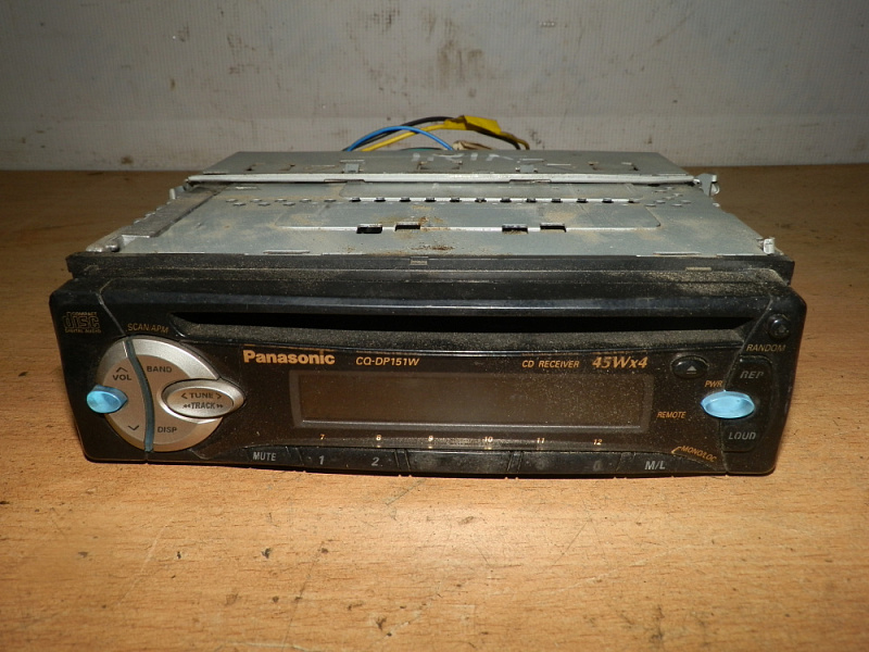 Магнитола Panasonic CQ-DP151W