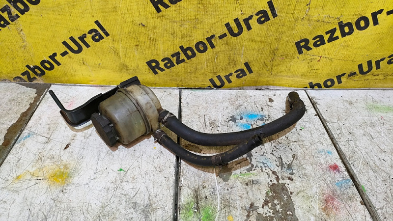 Бачок ГУР